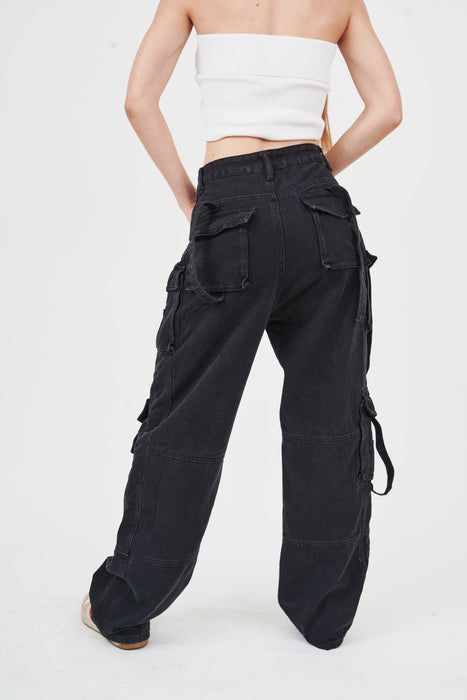 Stylish women's black cargo pants with multiple pockets