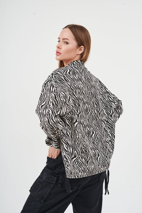 Stylish Leopard Print Faux Fur Open-Front Jacket - Fashionable outerwear with bold animal print design, ideal for adding a touch of chic to any outfit.