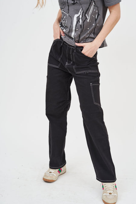 Versatile Black Cargo Pants by H Apparel
Stylish black cargo pants with multiple pockets, featuring a casual and functional design ideal for everyday wear.